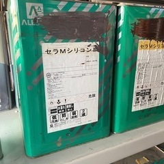 外壁用ペンキ色々在庫格安で販売します。　参考7ℓ 5,000円の画像