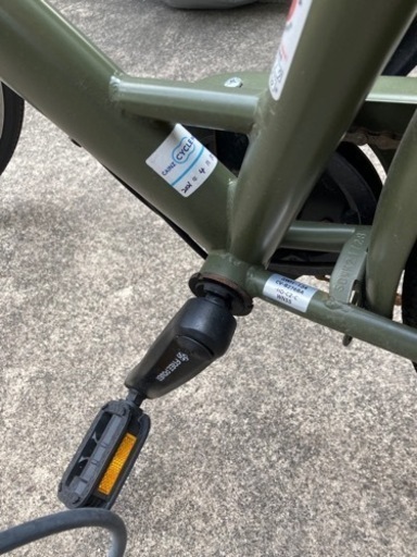 自転車と空気入れ