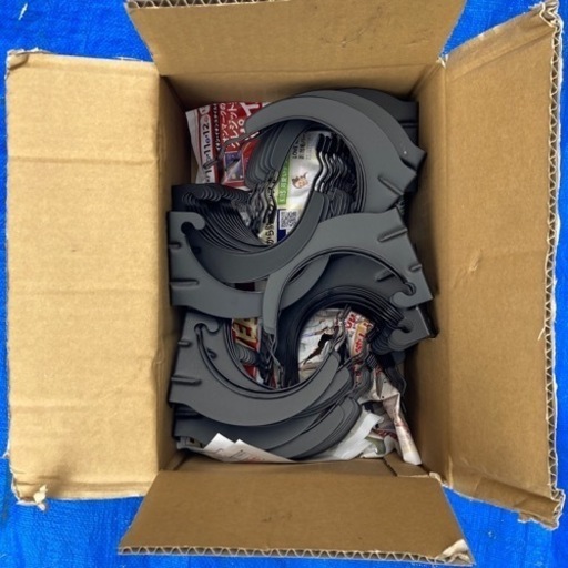 200個☆スーパー樋受☆勾配無し☆出無し☆105☆支持金具☆送料込み