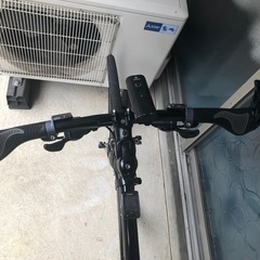 自動車　ハンドル交換