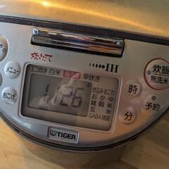炊飯器　タイガーJKH-U100の画像