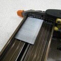 🌲【大工道具】日立 高圧 仕上釘打機 NT55HM フィニッシャー【地域最大電動工具高価買取アールワン田川】の画像