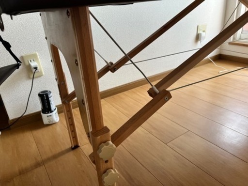 施術台　マッサージベッド