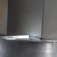 レンジフード交換します。