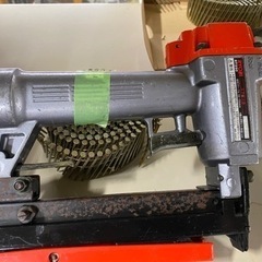 🌲入荷！  リョービ タッカ RT250【地域最大電動工具高価買取アールワン田川】の画像