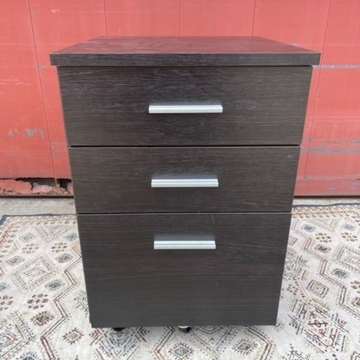 【中古品】高梨産業デスクチェスト新品参考価格18.600円！