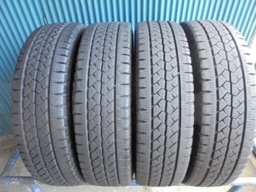 ブリヂストン　BLIZZAK VL1　195/80R15 107/105L LT　4本　9.5分溝1本と7～8分溝3本