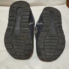 ニューバランス　13　紺　996の画像