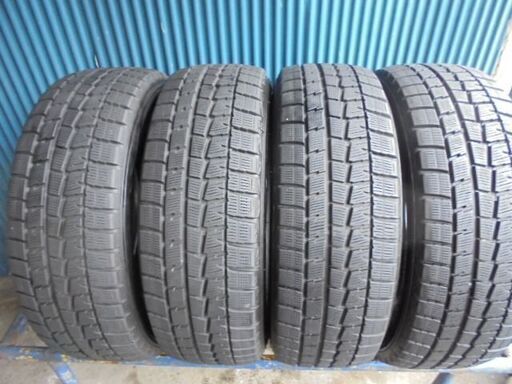 ダンロップ　 WINTER MAXX WM01　215/60R17　4本　9分溝