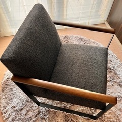 【ほぼ未使用、定価合計13万円超】ラウンジチェア&ラグのセット
