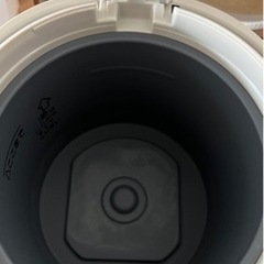 ZOUJIRUSHI電気ポットの画像