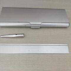 シルバー　ペンケース、キャップなど