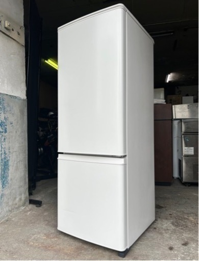 札幌市内配送無料 20年製 三菱 MITSUBISHI 168L 2ドア冷凍冷蔵庫 MR-P17F-W 右開き