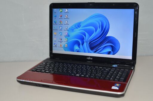 中古ノートパソコン Windows11+office 富士通 AH42/D Pentium-B940/メモリ4GB/新品爆速SSD256GB/15.6インチ/無線/WEBカメラ/DVDマルチ搭載