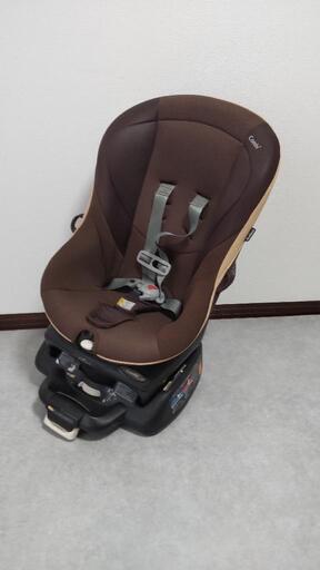 チャイルドシート　コンビ（ COMBI ）ゼウスターンEG