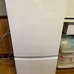 一人暮らし用の冷蔵庫です。