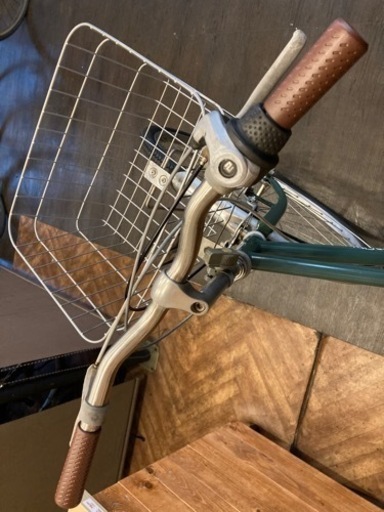 前輪タイヤ・前輪チューブ新品!】LEDダイナモ 内装3段 26インチ自転車 前輪タイヤ・前輪チューブ新品!】LEDダイナモ 内装3段 26インチ自転車