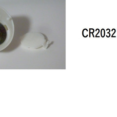 小さいキャンドル　LED　ボタン電池の画像