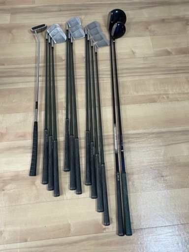 ゴルフクラブセット　13本入り