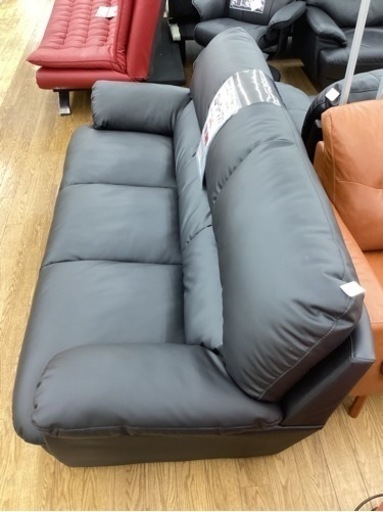 KG-48【新入荷　リサイクル品】3シーターソファ　黒