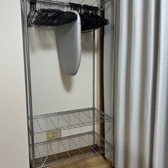 【15日まで】ハンガーラック※ハンガーとアイロン代付き