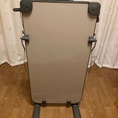 東芝製ズボンプレッサー