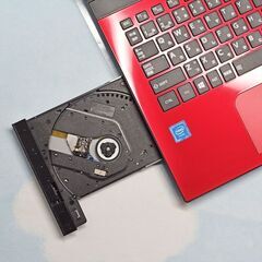 全国配送可♪ 東芝 ダイナブック 超大容量 1000GB（1TB） HDD、Windows11、Bluetooth、カメラ、マイク搭載！赤ノートパソコン リモート 大特価  CD DVD Web会議 WPS Office YouTube 学生 主婦 初心者さん 初期設定済み！ SSD換装可♪ Excel、Word、PowerPoint☆の画像