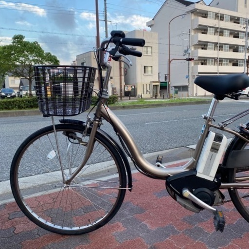 ヤマハ電動アシスト自転車バッテリー、充電器付き(ゴールド)