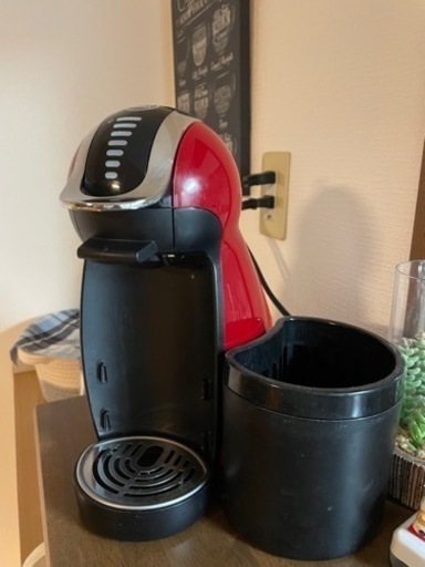 【ネスレカフェ】ドルチェ　グスト　コーヒーメーカー