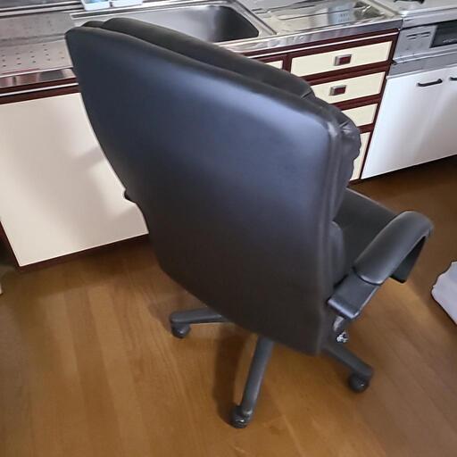 椅子新品同様