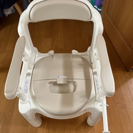 新品！！介護用トイレ