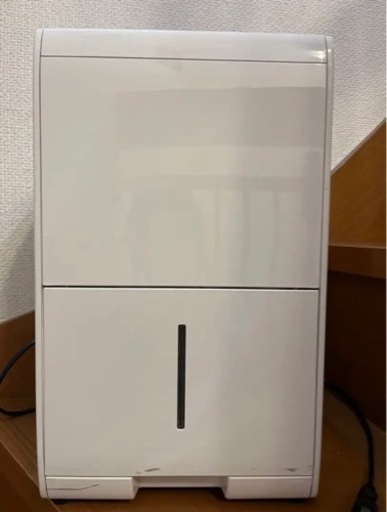 コンプレッサー式　アイリスオーヤマ除湿機