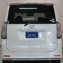  トヨタ ヴォクシー ＺＳ入庫致しました！！！の画像