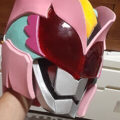 本格的なオリジナルヒーローマスクの作り方教えますの画像