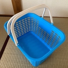 カゴの画像