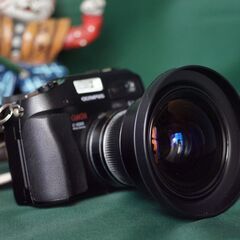 　olympus　名機　C-5060　　広角レンズ付属