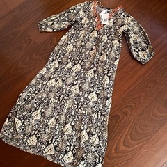 【新品】ZARA  タグ付き　総額18000円以上の画像
