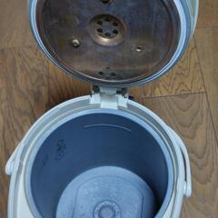 象印の沸くポットの画像