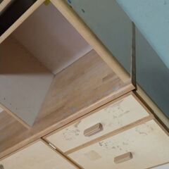 中古食器棚の画像