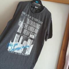 メンズ　Ｍサイズ　tシャツ　未使用