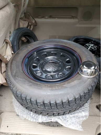 ハイエース　スタッドレスタイヤ