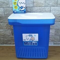 哺乳瓶洗浄ケースと消毒錠剤