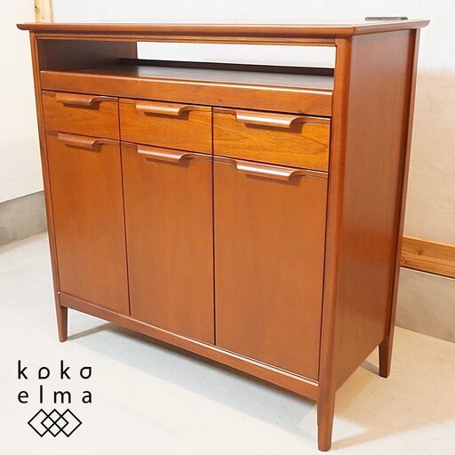TOKAIKAGU(東海家具)のORLAND(オーランド)キャビネット90。マホガニー材の上品な質感とヨーロピアンクラシックなフォルムは洗練された空間に♪IDC OTSUKA(大塚家具)取扱いDG208