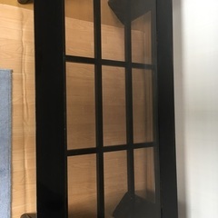 ガラステーブルの画像