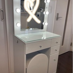 【ドレッサー】コンセント付き