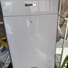 空気清浄機　Panasonic 2012年製