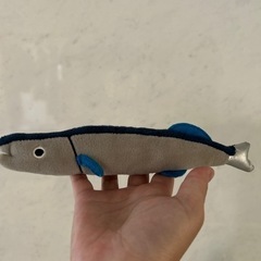 ★猫用玩具おまとめGiGwi（ギグウィ）Petio エビ　さんま蹴りぐるみの画像