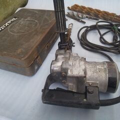 ★マキタ(makita) ハンマドリル 六角軸  HR3811 付属品多数の画像