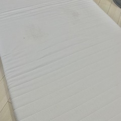 IKEAマットレス　セミダブルの画像