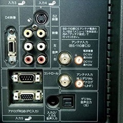 値下げしました 500円　26インチ液晶テレビ HDMI リモコン付き AQUOS LC-26E8-Bの画像